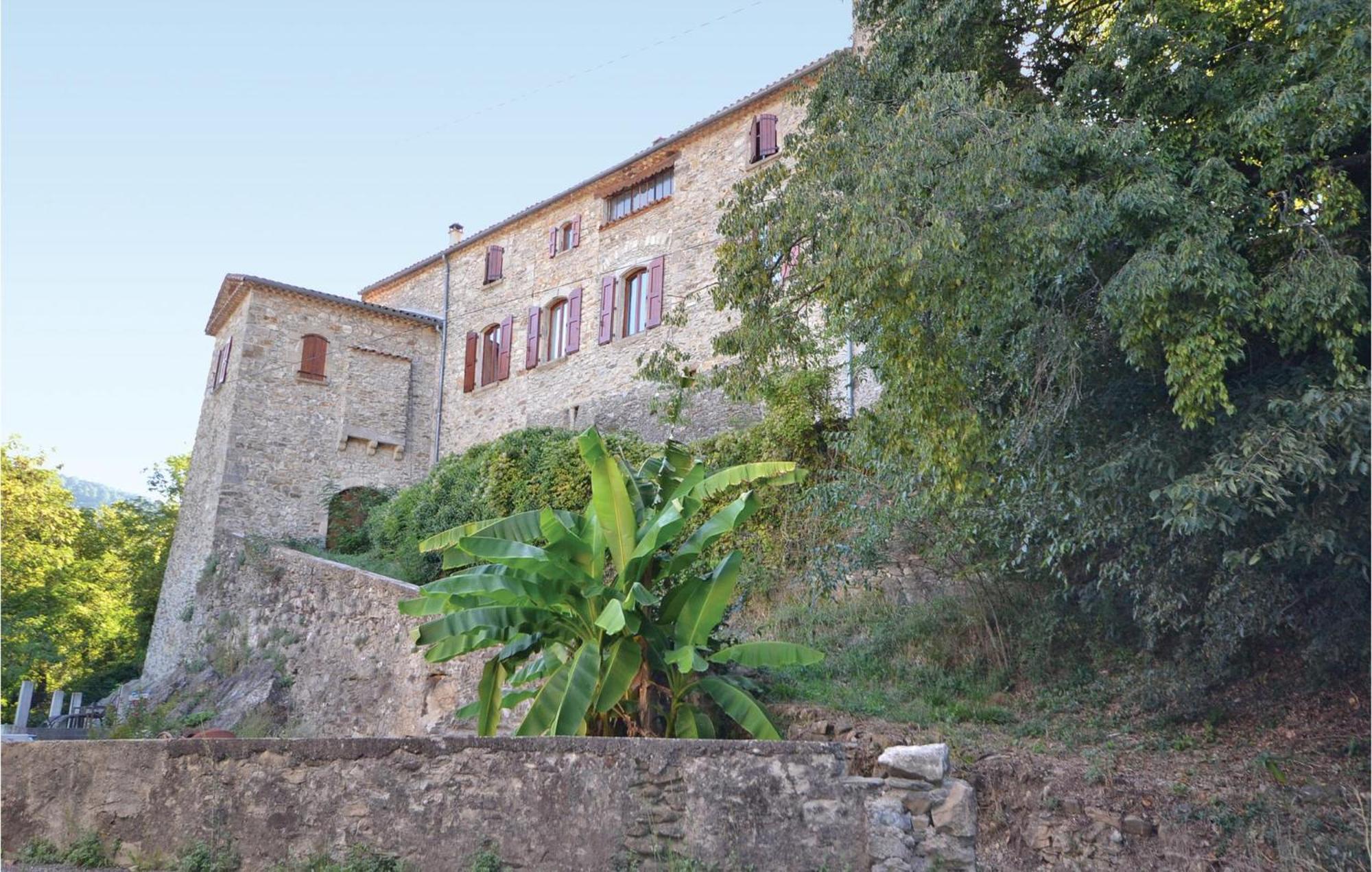 2 Bedroom Nice Apartment In Les Salles-Du-Gardon Soustelle ภายนอก รูปภาพ